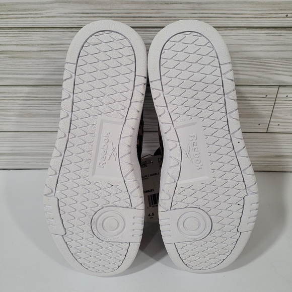 Reebok Animal print Sneakers size 4.5 Girls NWT - Picture 3 of 8